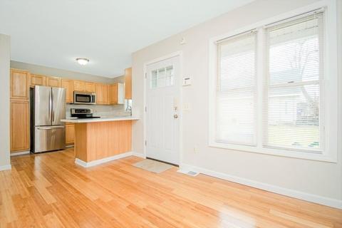128 Cambridge St, Springfield, MA 01109 photo 10