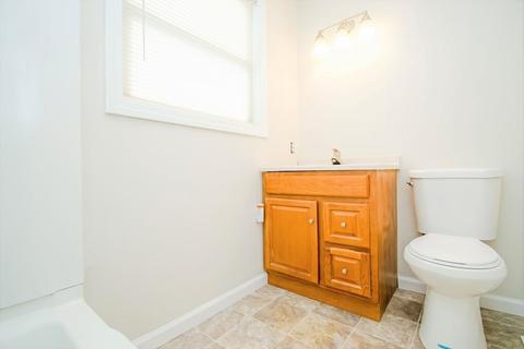 128 Cambridge St, Springfield, MA 01109 photo 18
