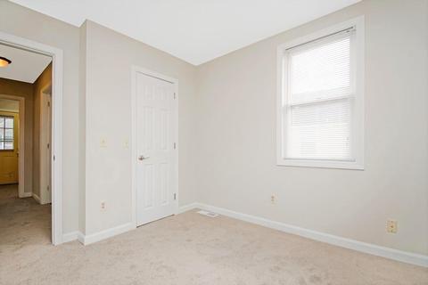 128 Cambridge St, Springfield, MA 01109 photo 16