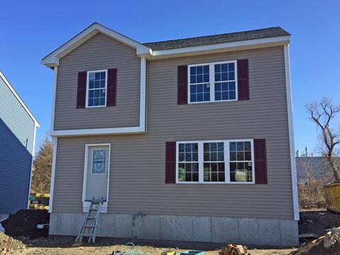 566 Bay St, Fall River, MA 02724 photo 2