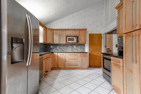 1 Wakeland Rd, Dover, MA 02030 photo 7