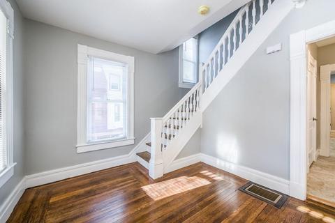 21 Wellesley St, Springfield, MA 01109 photo 11