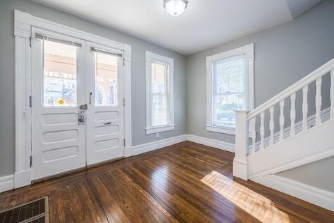 21 Wellesley St, Springfield, MA 01109 photo 10