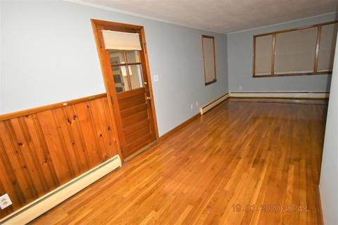 30 Kay St, Springfield, MA 01109 photo 4