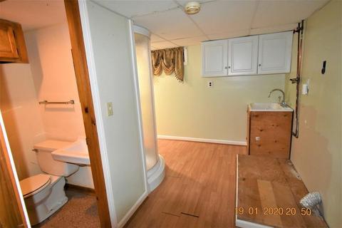 30 Kay St, Springfield, MA 01109 photo 12