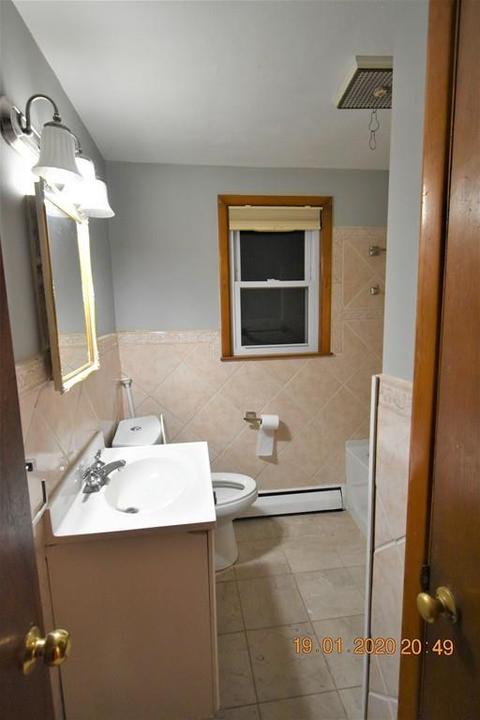30 Kay St, Springfield, MA 01109 photo 7