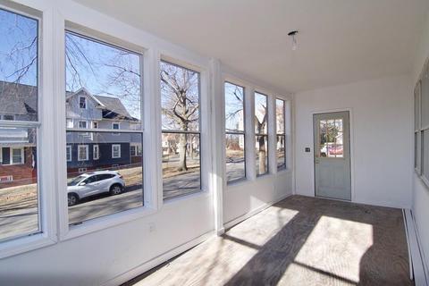 91 Noel St, Springfield, MA 01108 photo 8