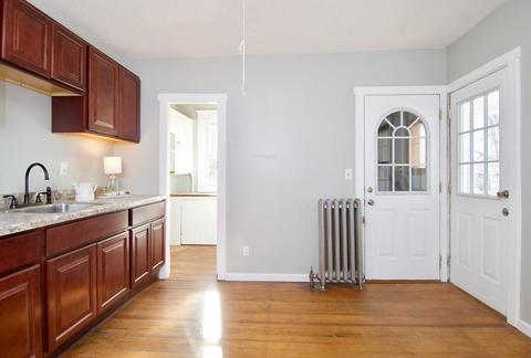 91 Noel St, Springfield, MA 01108 photo 5