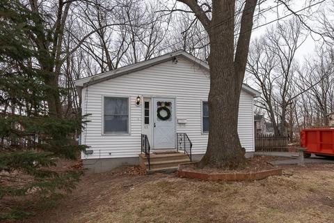 65 Wayside Rd, Worcester, MA 01605 photo 1