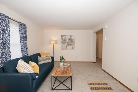 65 Wayside Rd, Worcester, MA 01605 photo 2