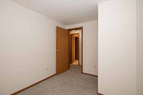 65 Wayside Rd, Worcester, MA 01605 photo 17