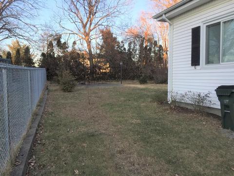 108 Riverview St, Fall River, MA 02724 photo 3