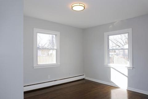 8 Andover Rd, Chicopee, MA 01020 photo 19