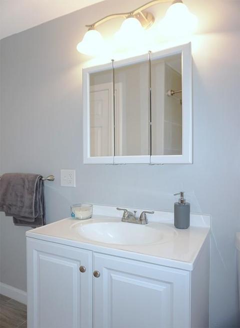 8 Andover Rd, Chicopee, MA 01020 photo 17