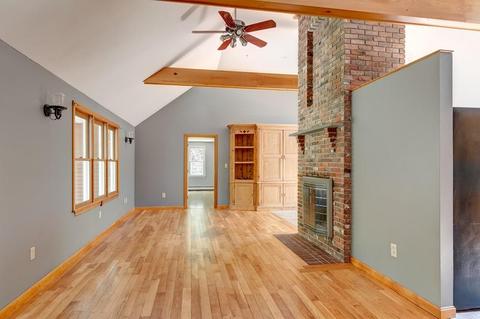 243 Mendon St, Upton, MA 01568 photo 3