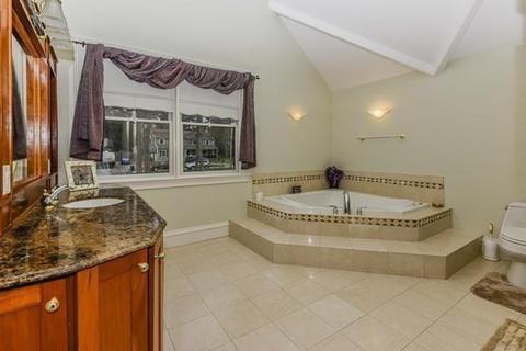 54 Oak Rd, Canton, MA 02021 photo 17