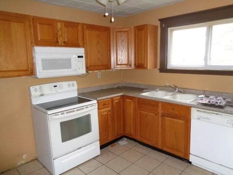 19 Fullerton St, Springfield, MA 01151 photo 10