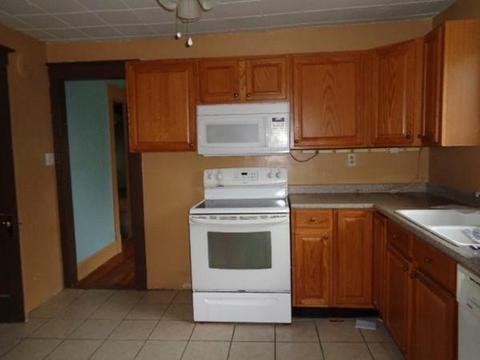 19 Fullerton St, Springfield, MA 01151 photo 12
