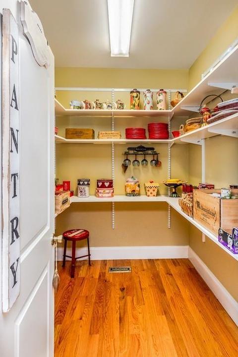 58 Tedesco St, Marblehead, MA 01945 photo 12