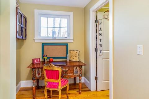 58 Tedesco St, Marblehead, MA 01945 photo 11