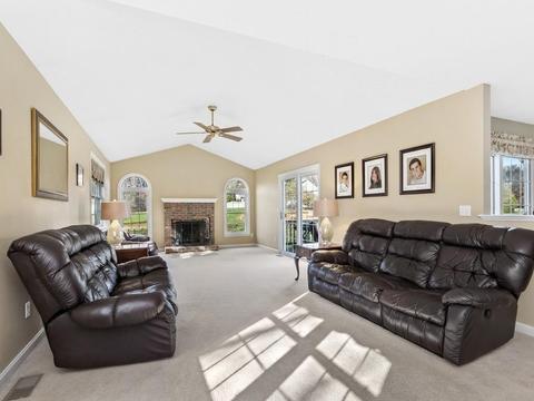 4 Tracy Ter, Millis, MA 02054 photo 3