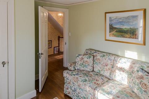 30 Pickwick Rd, Marblehead, MA 01945 photo 11