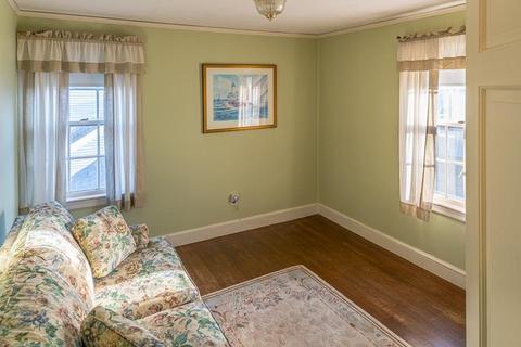 30 Pickwick Rd, Marblehead, MA 01945 photo 12