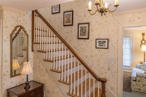 30 Pickwick Rd, Marblehead, MA 01945 photo 9