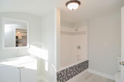 99 Epping St, Lowell, MA 01852 photo 9