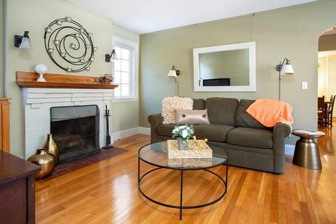 98 Clark Rd, Brookline, MA 02445 photo 2