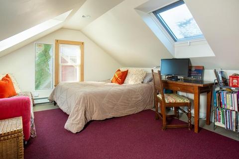 98 Clark Rd, Brookline, MA 02445 photo 10