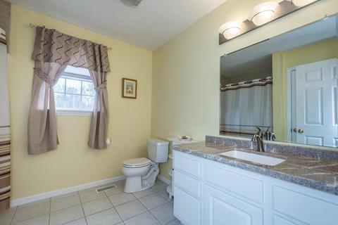 106 Chestnut St, Upton, MA 01568 photo 29