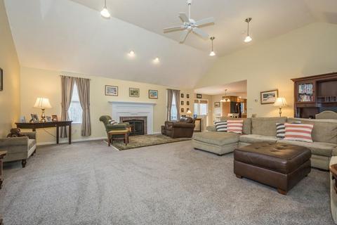 106 Chestnut St, Upton, MA 01568 photo 18