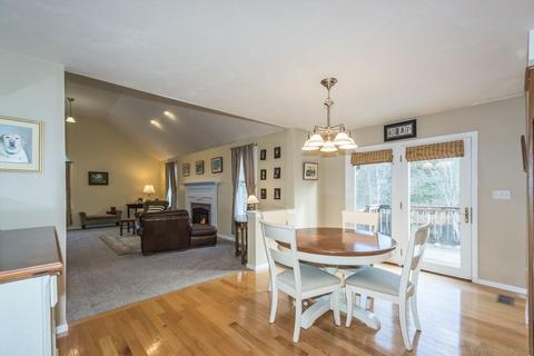 106 Chestnut St, Upton, MA 01568 photo 9
