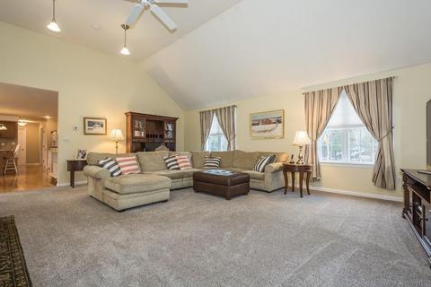 106 Chestnut St, Upton, MA 01568 photo 17
