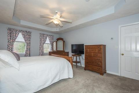 106 Chestnut St, Upton, MA 01568 photo 24