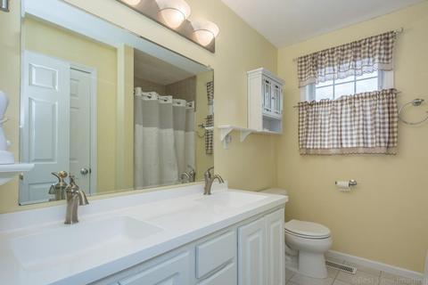 106 Chestnut St, Upton, MA 01568 photo 25