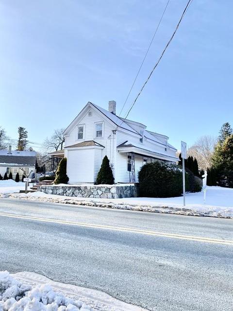 6 Wenham St, Danvers, MA 01923 photo 2