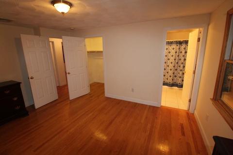 13 Olean Rd, Burlington, MA 01803 photo 9