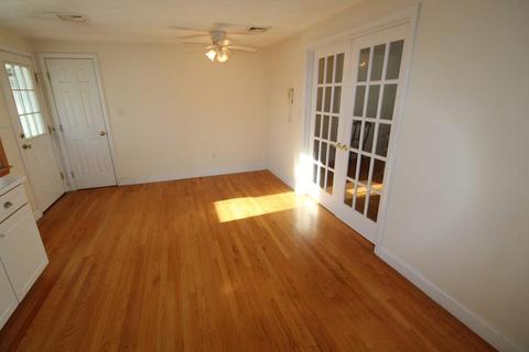 13 Olean Rd, Burlington, MA 01803 photo 5