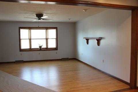 225 Corona St, Springfield, MA 01104 photo 7