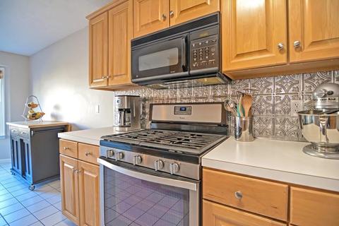 62 Maple St #L, Canton, MA 02021 photo 6