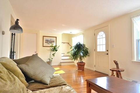 6 Collins Ave, Gloucester, MA 01930 photo 2