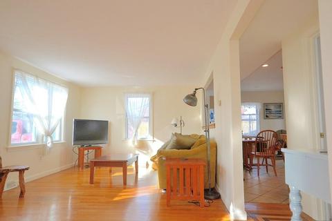 6 Collins Ave, Gloucester, MA 01930 photo 4