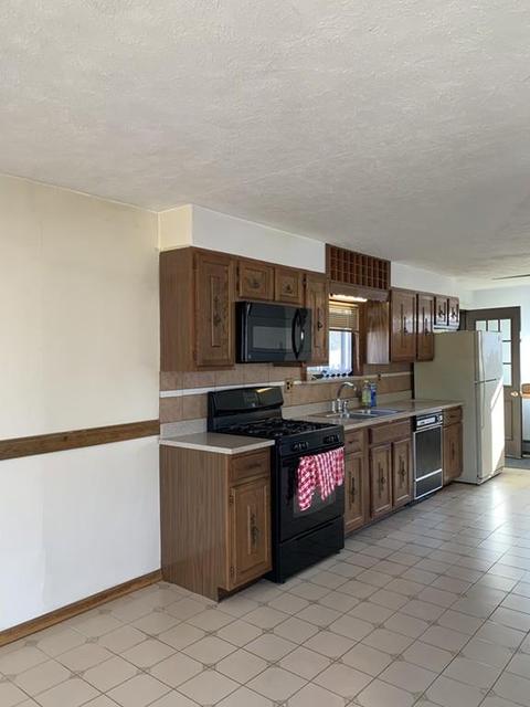 8 Swift Ave, Wareham, MA 02571 photo 7