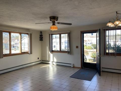 8 Swift Ave, Wareham, MA 02571 photo 4