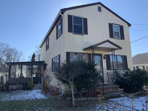 8 Swift Ave, Wareham, MA 02571 photo 3