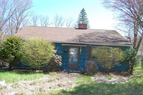 481 Granite St, Worcester, MA 01607 photo 1