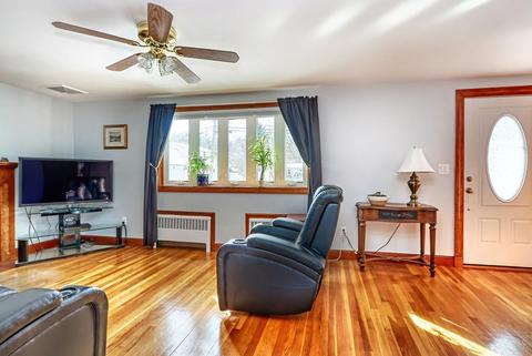 13 Willard St, Dedham, MA 02026 photo 3