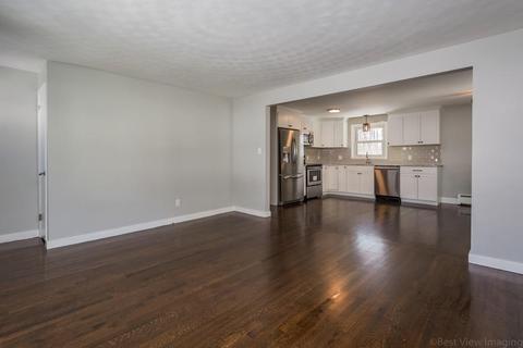 60 Harold St, Worcester, MA 01604 photo 8
